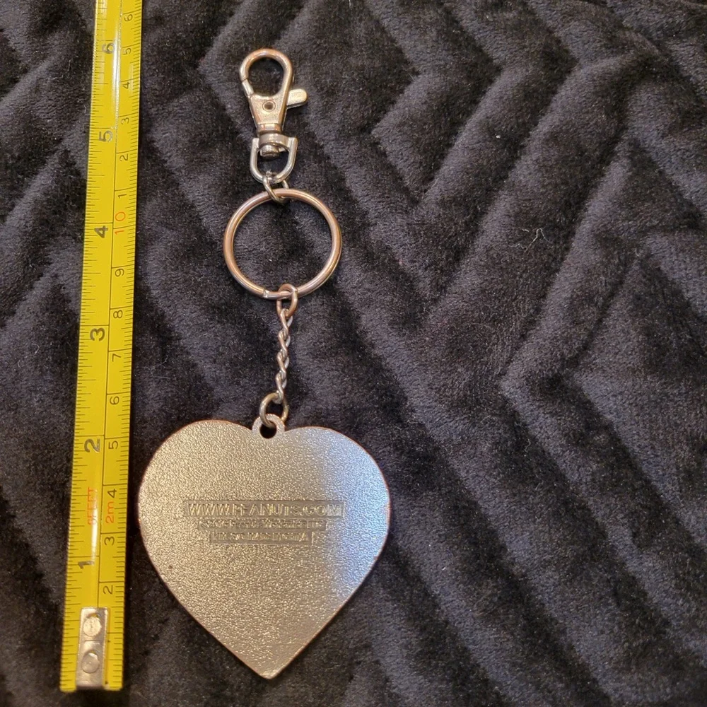 VTG Snoopy Dog Heart-Shaped Keychain Charm‎ Collectible Fandom Cute Fun Classic